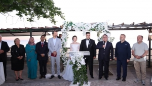 Ereğli'de akademisyen Ali Azar'ın oğlunun düğün töreni siyaset ve iş dünyasını buluşturdu