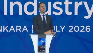 Rutte'den NATO'da yeni savunma adımı: 12 tanker uçağı alınacak