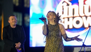 ‘ÜNLÜ SHOW’ İLÇE TURNESİNE ÇIKIYOR