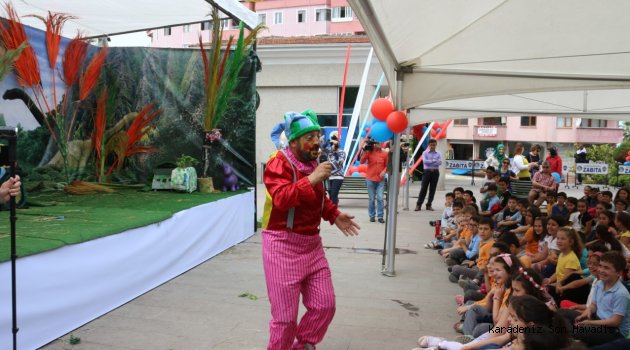 Akçakoca Belediyesi Çocuklara Karne Şenliği Düzenliyor