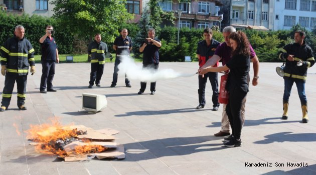 AKÇAKOCA BELEDİYESİNDE YANGIN TATBİKATI GERÇEKLEŞTİRİLDİ