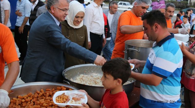 Başkan Kasap, İftarda Belediye Personeliyle Buluştu