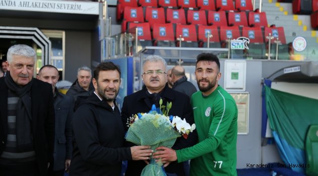 BAŞKAN KASAP’TAN ÇAYKUR RİZESPOR’A MORAL ZİYARETİ