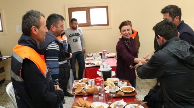 Başkan Köse, Öğle Yemeğinde İşçilerle Buluştu