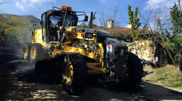 Büyükşehir Belediyesi yol seferberliğine devam ediyor