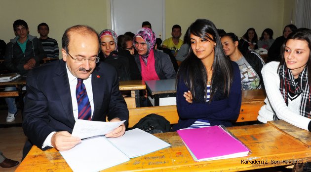Büyükşehir Belediyesinden YGS öncesi öğrencilere moral ve motivasyon desteği