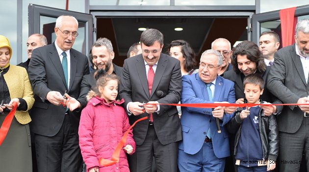 Cevdet Yılmaz, Sakarya ve Kocaeli’de açılışlara katıldı