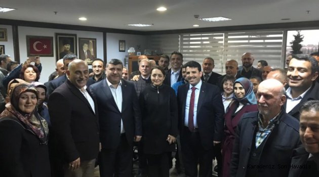 Cumhurbaşkanı Başdanışmanı Saadet Oruç kutlama ziyaretinde bulundu.