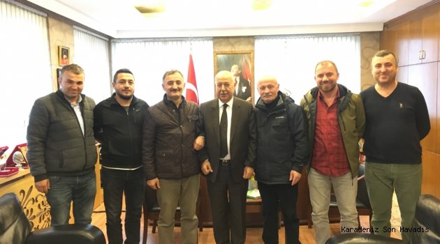 DOLMUŞ DURAKLARI ESNAFINDAN BAŞKAN AKDEMİR'E 'TEŞEKKÜR' ZİYARETİ