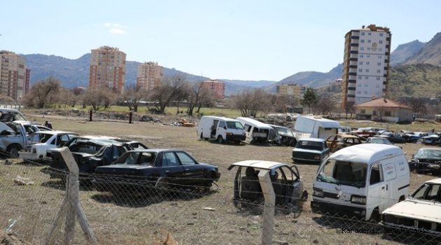 Hurda Araçlar Toplanıyor