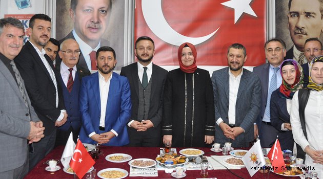 İnşallah ülkemizin karşısında kirli planlar kuranların tuzaklarını sizler bozacaksınız"