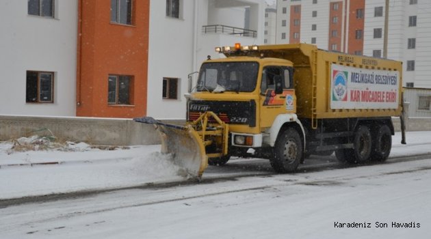 KAR TEMİZLEME EKİPLERİ HAZIR