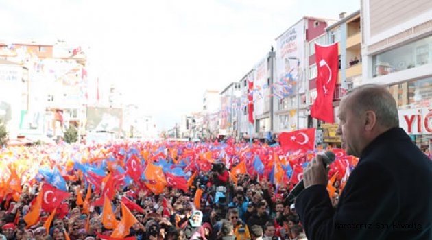 “Milletimize sadece hizmet etmenin ve eser kazandırmanın gayreti içindeyiz”