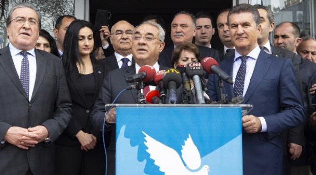  Mustafa Sarıgül DSP'nin Şişli adayı oldu