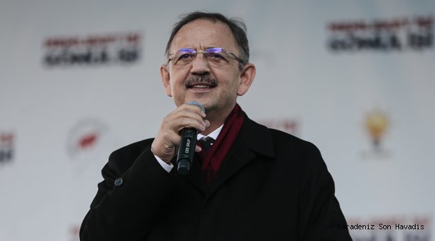 Özhaseki, Etimesgut Belediyesi önünde düzenlenen mitinge katıldı