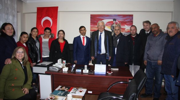 Posbıyık, Romanlar Derneğini Ziyaret Etti.