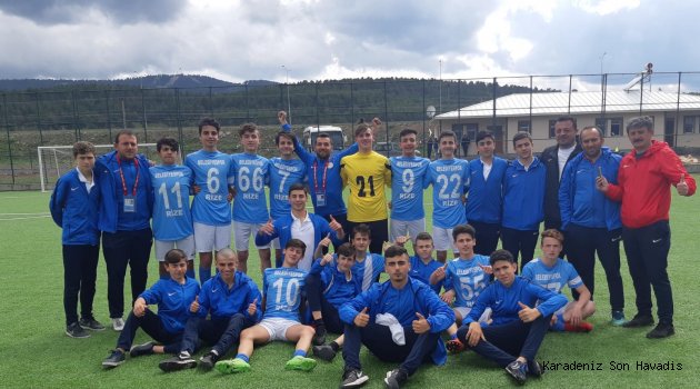 RİZE BELEDİYESPOR U15, BÖLGE ŞAMPİYONU OLDU