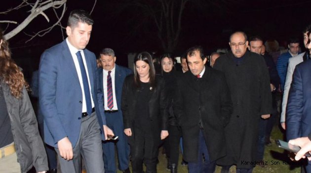 Sarıeroğlu, Adana'da sağanaktan zarar gören yerleri inceledi