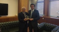Milletvekili Özbakır,Bakan Zeybekçi'yi ziyaret etti