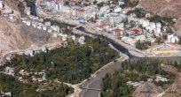 İLÇE YERİ DEĞİŞECEK OLAN YUSUFELİ’NİN NÜFUSU AZALDI