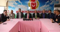 “Basın Mensuplarına Teşekkür Etti”