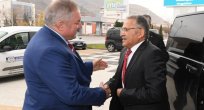 Başkan Büyükkılıç ve Beraberindeki Heyetten Kayseri OSB’ne Ziyaret