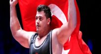 DÜNYA ŞAMPİYONU GÜREŞCİ KAYAALP AVRUPA ŞAMPİYONLUĞUNA ADAY