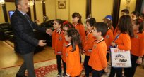 Minik Yüreklerden Rize Belediye Başkanı Metin'e Ziyaret