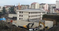 Okul ve öğretmenevi inşaatı hızla ilerliyor