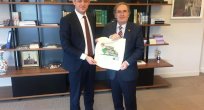 Saraçoğlu’ndan Ürkmezer’e Şükran Belgesi