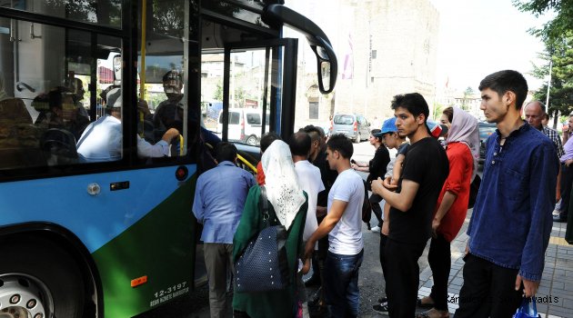 Trabzon Büyükşehir Belediyesi TRABZON KART’a geçiş yaptı