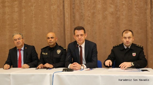 Ürkmezer, Muhtarlarla Bir Araya Geldi