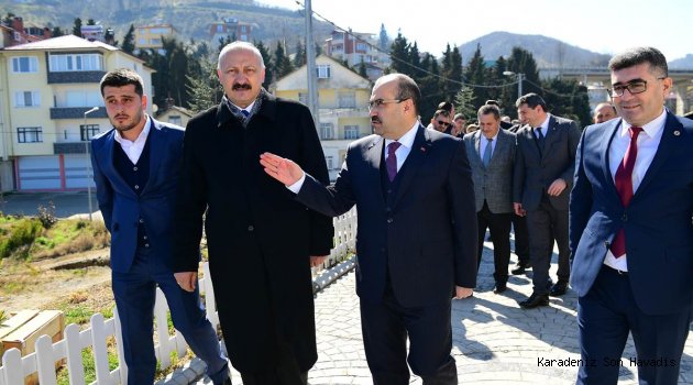 Vali İsmail Ustaoğlu, Araklı İlçesini Ziyaret Ederek ‘Küçük Sanayi Sitesi’nin Açılışını Gerçekleştirdi