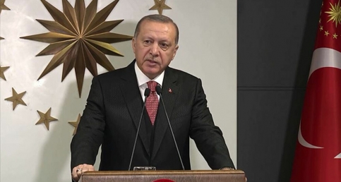 Türkiye Cumhurbaşkanı Recep Tayyip Erdoğan, Cumhurbaşkanlığı Kabine Toplantısı'nın ardından "Millete Sesleniş" konuşması yaptı. 