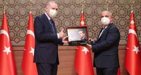 Cumhurbaşkanı Erdoğan, '6. Anadolu Medya Ödülleri' programında konuştu